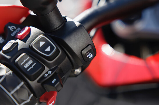 Bmw Motorrrad punta anche su Automated Shift Assistant