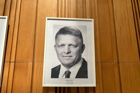 Ritratto di Robert Fico nell’ufficio del governo slovacco, Bratislava