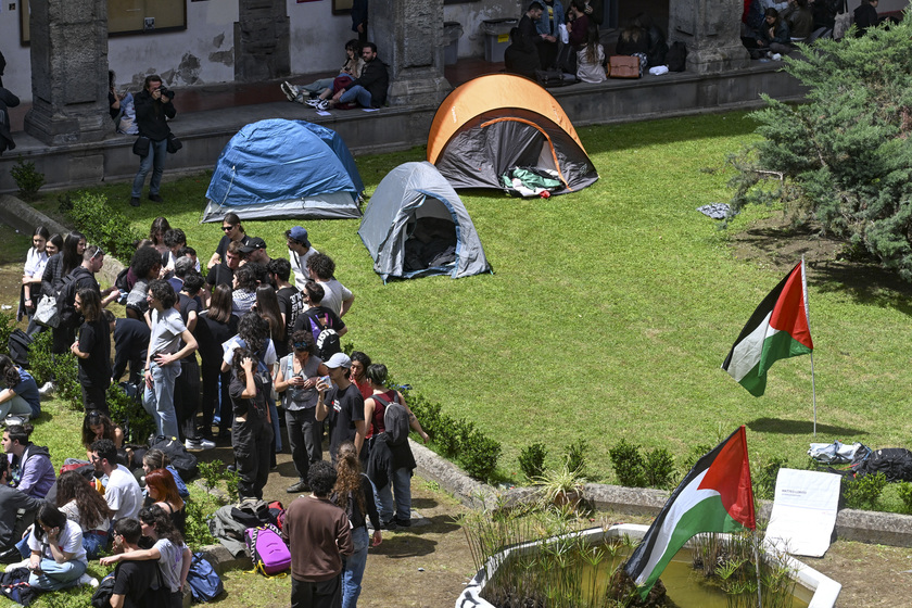 Anche gli studenti della Federico II in tenda per la Palestina