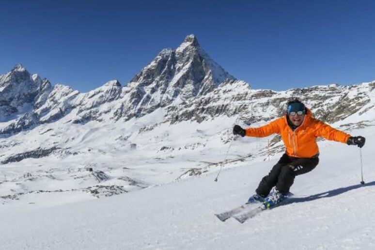 La settimana bianca è in Valle d 'Aosta, lo sci per tutti - RIPRODUZIONE RISERVATA