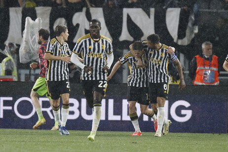 Juventus evitó una dolorosa caída ante Bologna