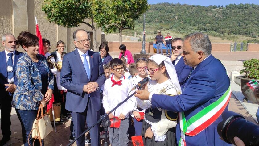Bajram Begaj, presidente della Repubblica di Albania, a Pallagorio,prima tappa del suo viaggio nei paesi albanofoni della Calabria