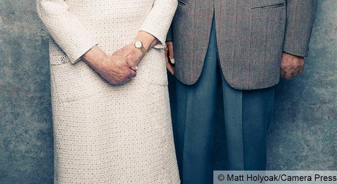 Elisabetta II e il Principe Filippo di Edimburgo ritratti nel 70 ° anniversario di matrimonio 20 novembre 2017.  Foto Matt Holyoak © EPA