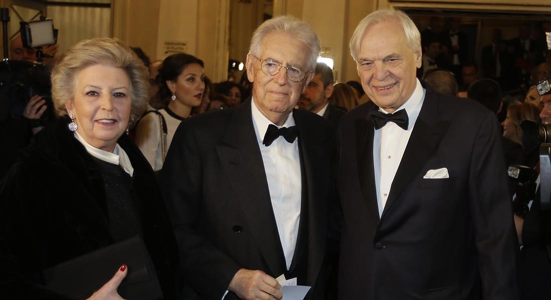 Mario Monti, center, is flanked by his wife Elsa Antonio and Alexander Pereira © AP