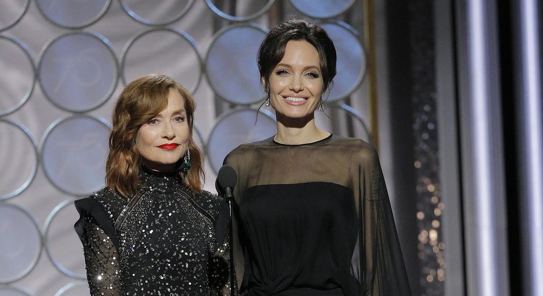 75th Annual Golden Globe Awards - Isabelle Huppert e Angelina Jolie © AP