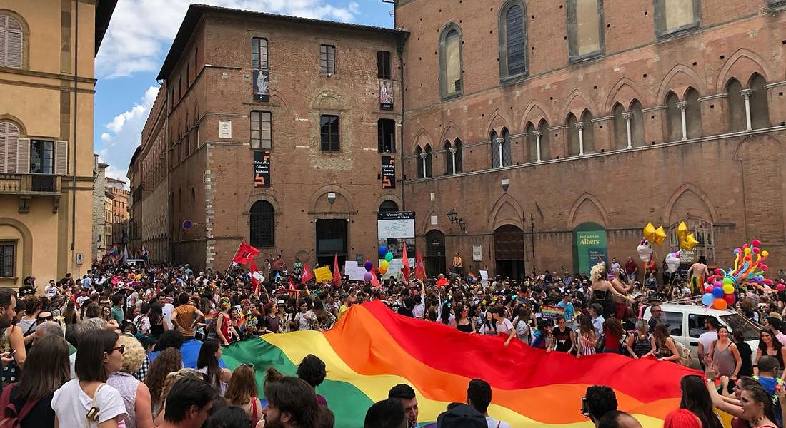 Gay: in 5mila a Siena per il Toscana Pride © ANSA