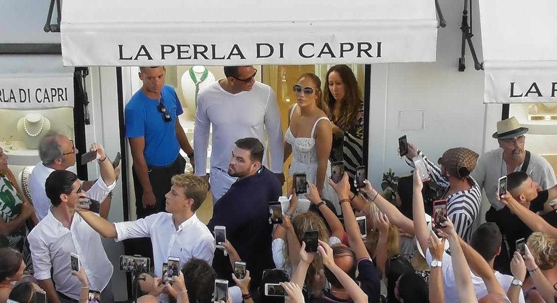 Jennifer Lopez a Capri con il fidanzato, la stella del baseball Alex Rodriguez © ANSA