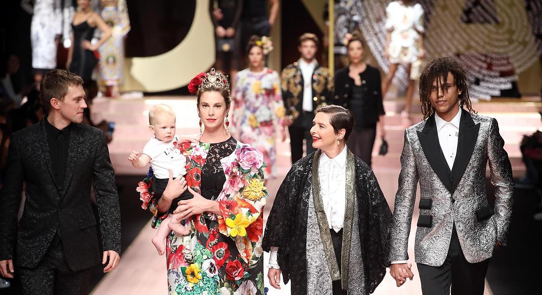 Milan fashion week: Dolce&Gabbana:  Caleb Lane, Elettra Rossellini, Ronin Lane, Isabella Rossellini and Roberto Rossellini © ANSA