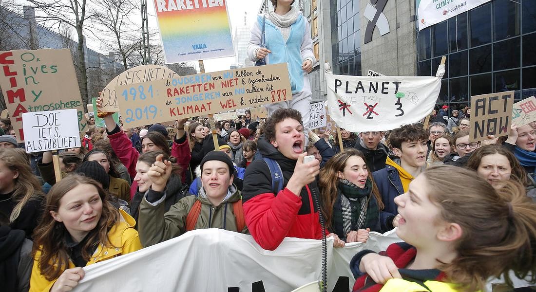 Students strike for climate change in Brussels © EPA
