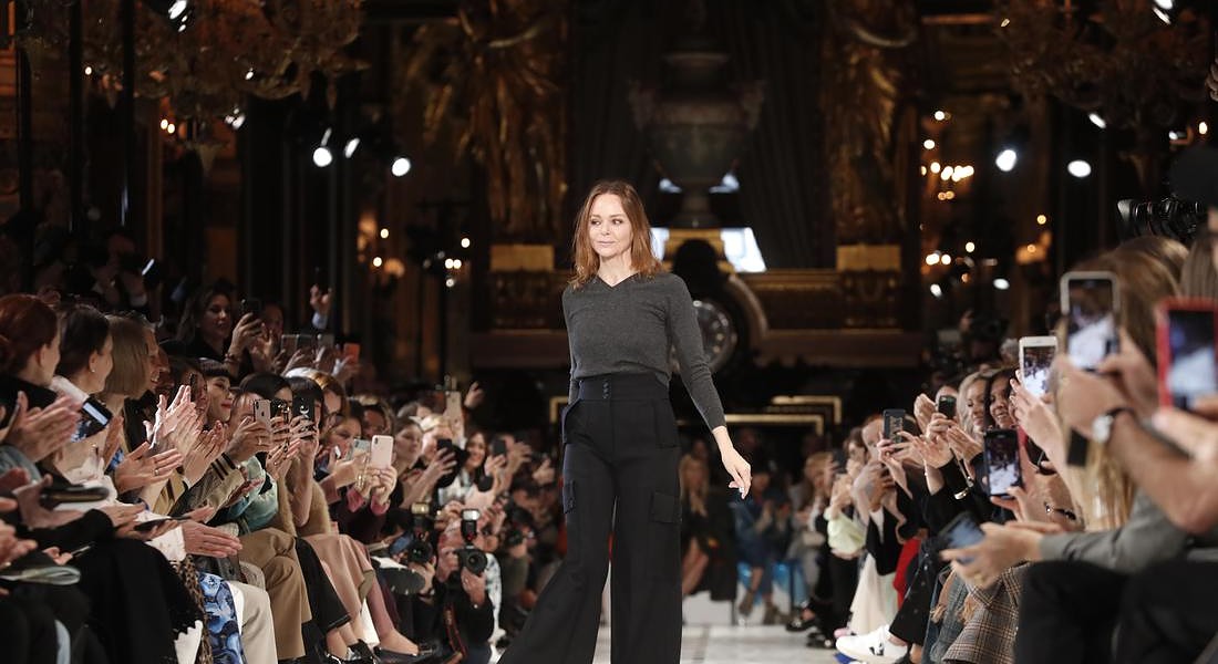 Paris Fashion 2019 F/W McCartney © AP