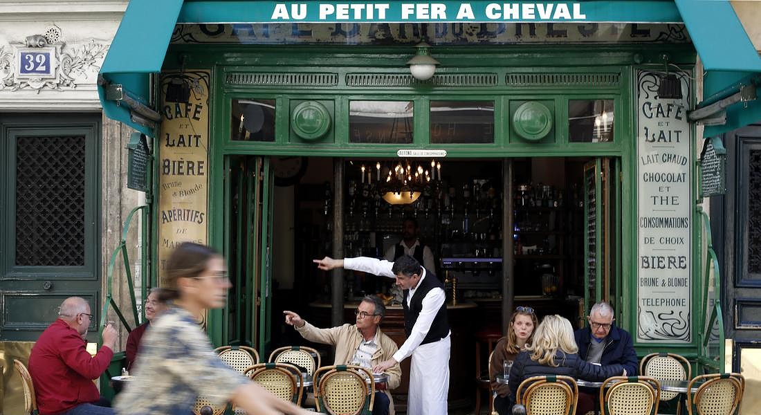 France Cafe Culture Photo Gallery © AP