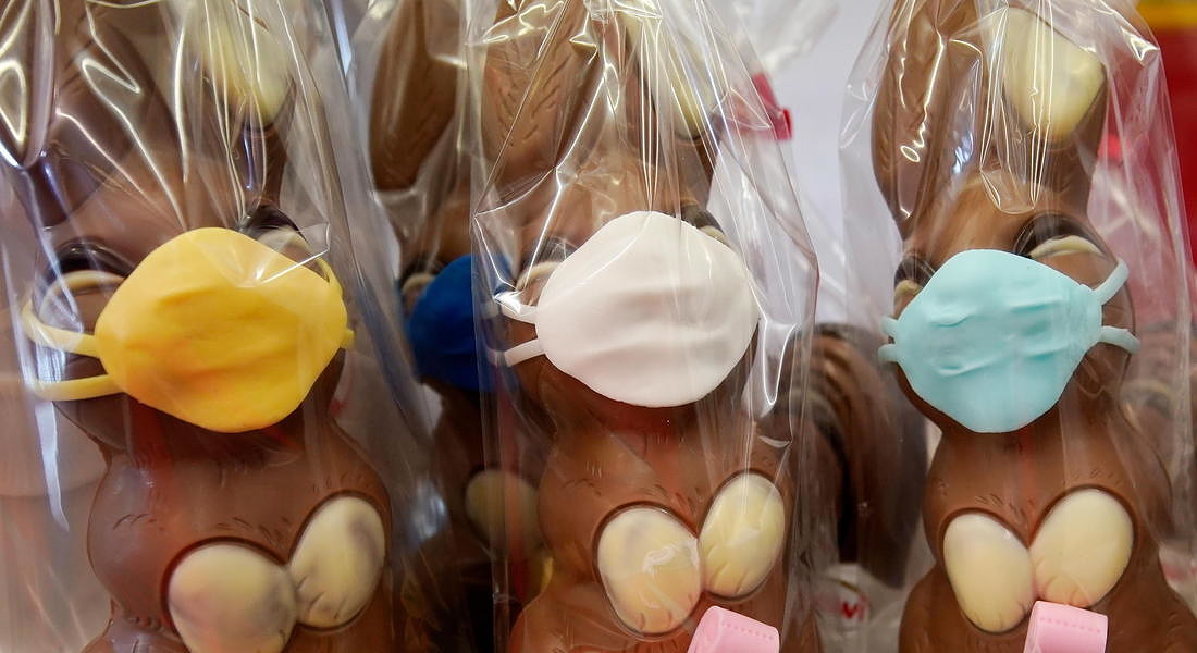 Chocolate Easter bunny production in Pirmasens © EPA