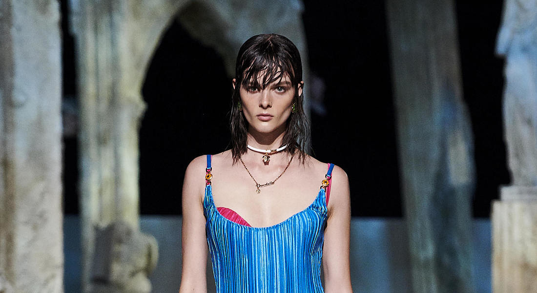Moda: Versace, un nuovo mondo di colori sgargianti © ANSA