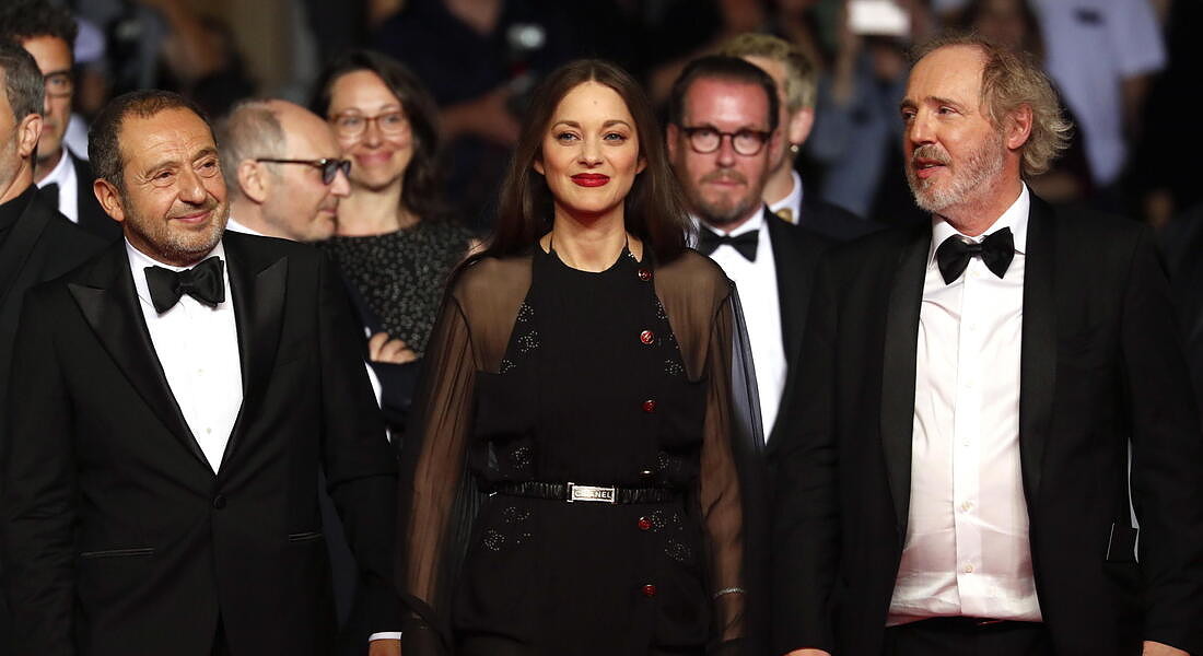 Brother and Sister - Premiere - 75th Cannes Film Festival - atrick Timsit, Marion Cotillard and Arnaud Desplechin © EPA