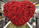 A big heart made of red roses is on display at the flower show in Essen, Germany, Thursday, Jan. 25, 2018. (ANSA/AP Photo/Martin Meissner) (ANSA)