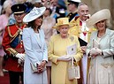 Il principe Filippo, Carole Middleton, la regina Elisabetta II e Camilla, duchessa di Cornovaglia il 29 aprle 2011 all'abbazia di Westminister per il Royal Wedding del principe William con Kate Middleton (ANSA)