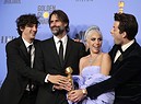 Lady Gaga, Anthony Rossomando, Andrew Wyatt e Mark Ronson in posa con il premio Golden Globe per la miglior canzone originale per Shallow (A Star is Born) (ANSA)