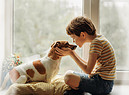 L'amicizia tra un cane e un bambino foto iStock. (ANSA)
