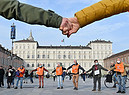 Manifestazione 'Cerchio degli uomini' a Torino (ANSA)