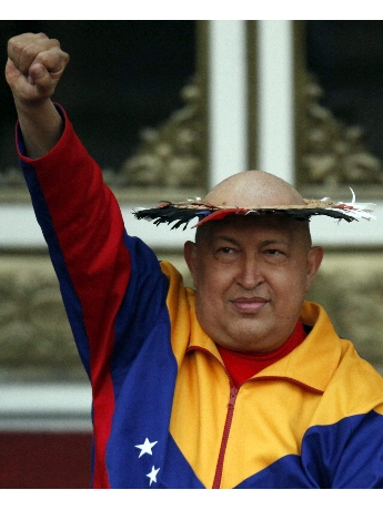 Hugo Chavez en su ultimo viaje a Cuba para recibir tratamiento m¿co (ANSA).