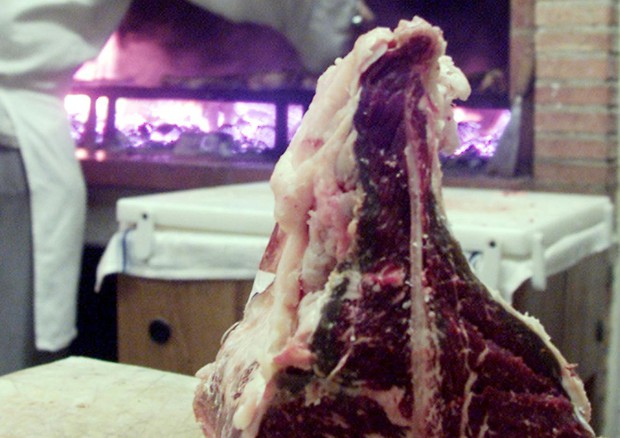 Una bistecca © ANSA