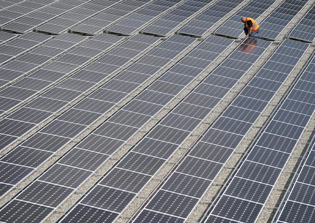 Impianto fotovoltaico © EPA