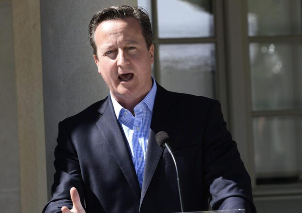 David Cameron © EPA