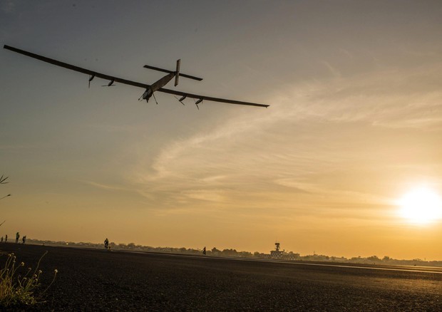 Solar Impulse 2, al via oggi i 5 giorni di volo no stop © ANSA 