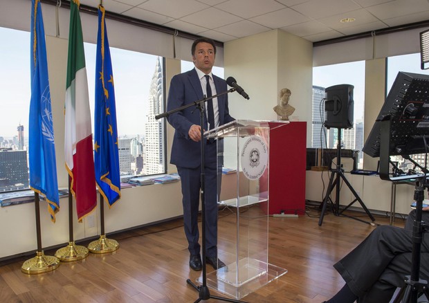Renzi, obiettivo portare rinnovabili al 50%, finito tempo incentivi © ANSA