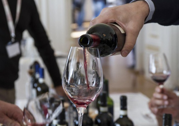L'Italia del vino chiude il 2017 con un incremento in valore delle vendite nei Paesi extra-Ue del 5,9% © ANSA