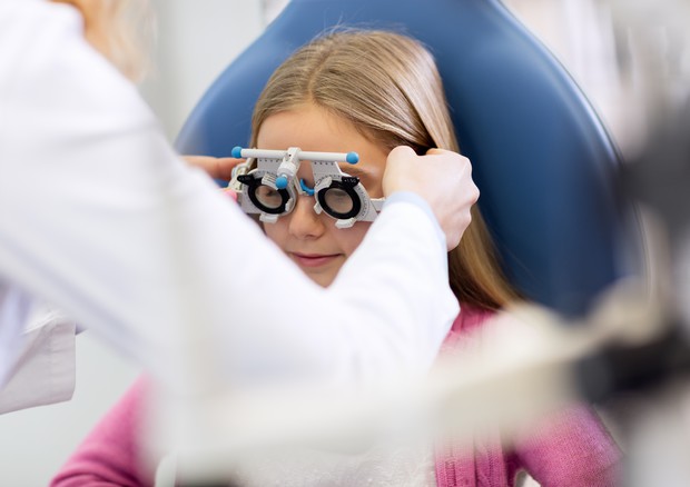 Per molti ragazzi trascurato screening occhi dopo la diagnosi © Ansa