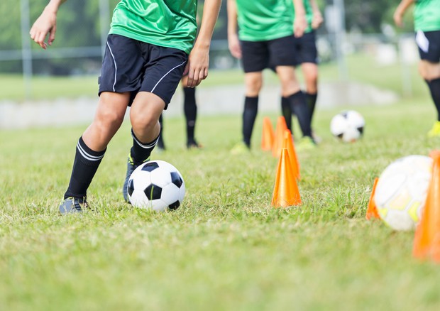 Giocare a calcio allunga la vita delle cellule muscolari e nervose © Ansa