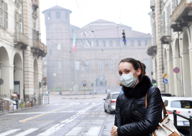 Smog: Torino, Milano e Napoli soffocano, peggiori in Ue © ANSA