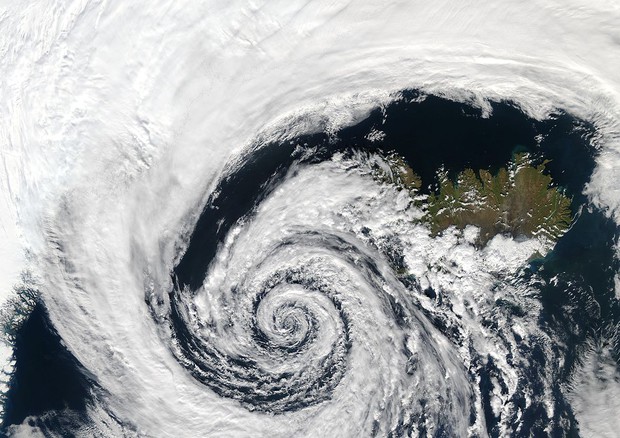 Un ciclone visto dallo spazio (fonte: NASA’s Aqua/MODIS satellite) © Ansa