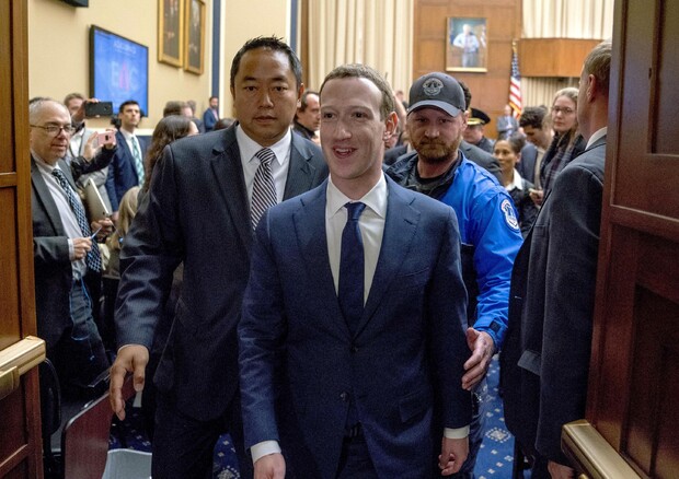 Facebook: Zuckerberg presto all'Europarlamento © AP