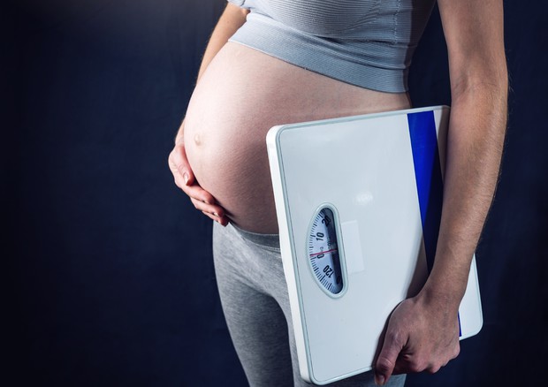 La gravidanza non causa aumento di peso a lungo termine © Ansa