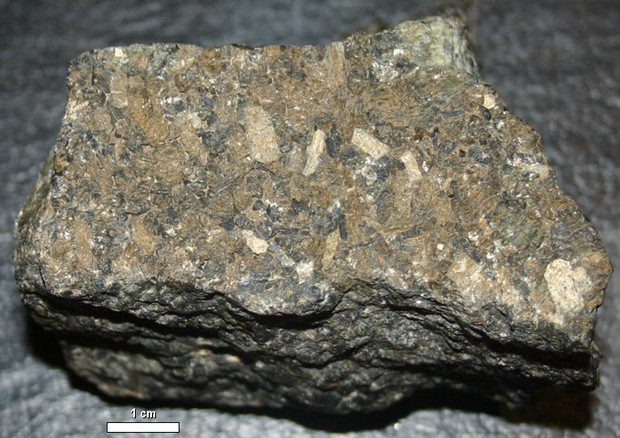 La cromitite è la roccia dalla quale ha origine il metano abiotico (fonte: Jstuby, Wikipedia) © Ansa