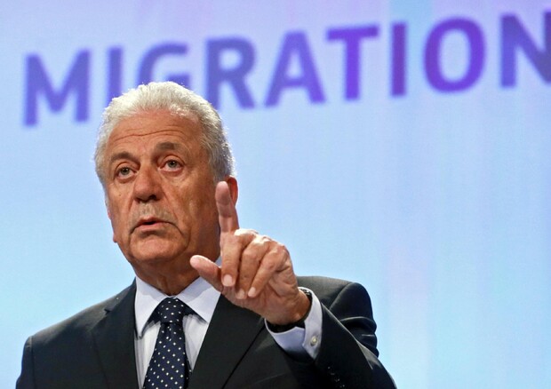 Il commissario Ue per l'immigrazione e gli affari interni Dimitris Avramopoulos. © EPA