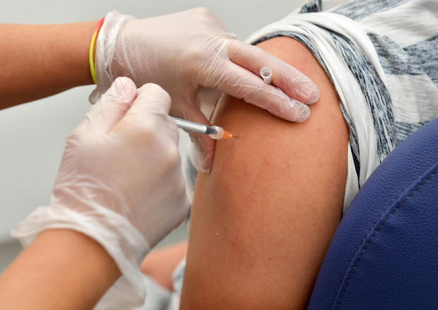 Iss-Kessler, con vaccino evitati fino a giugno 12mila morti © ANSA