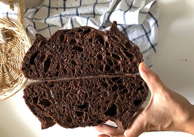 Pane al cioccolato fondente di 'Pezz de Pane' (Frosinone). E' il pane dell'anno, secondo il Gambero Rosso © Ansa
