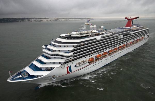 Cruise ship Carnival Splendor stalled off the coast of Mexico