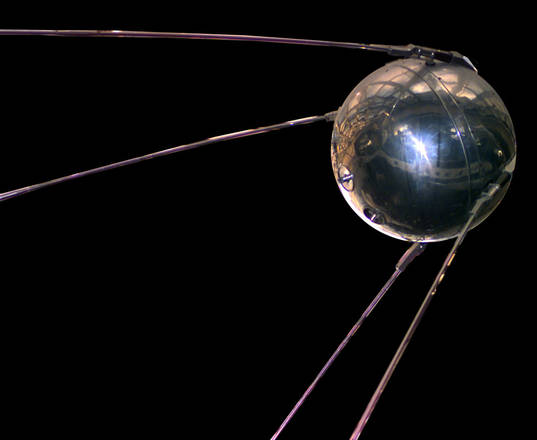 Il primo satellite artificiale, lo Sputnik 1 (fonte: NSSDC, NASA)
