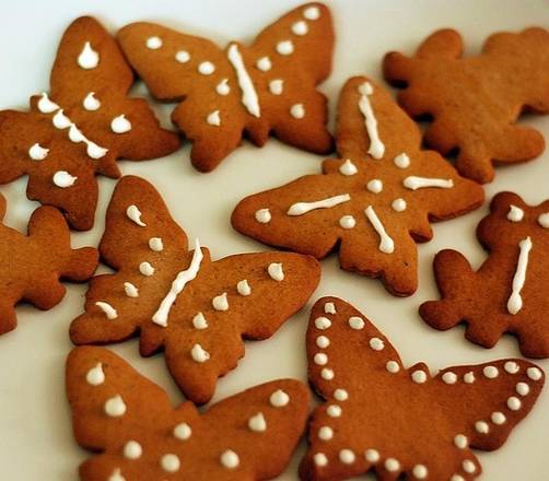 Pepparkakor, biscottini speziati tipici natalizi