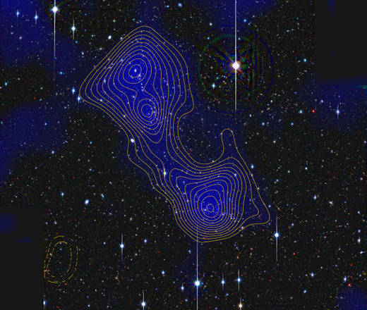 Le due porzioni del super-ammasso di galassie Abell222/223 unite dal filo di materia oscura (fonte: Jorg Dietrich, University of Michigan/University Observatory Munich)