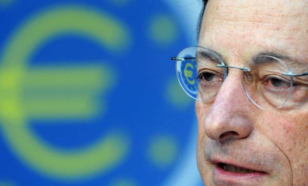 Crisi, lunedì in Europarlamento: Draghi, Rehn, Barnier e Almunia