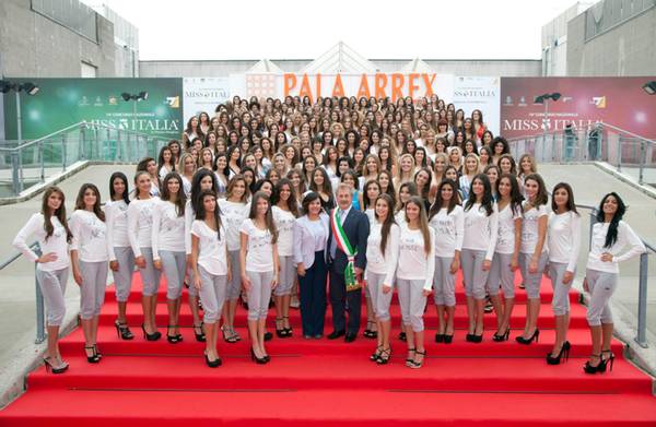 Ragazze Miss Italia nè nude, nè mute - Miss Italia - ANSA.it