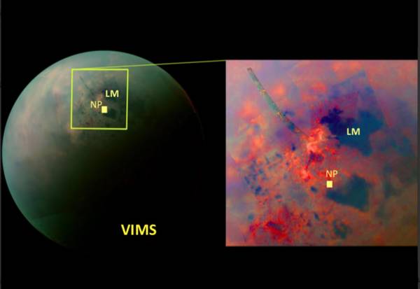 A sinistra Titano e a destra l'area studiata dal radar (fonte: Cook e Wall /JPL, Mastrogiuseppe/Sapienza,Kirk/USGS, Flamini/ASI, Hayes/Cornell, Kargel/Univ. of Arizona)    