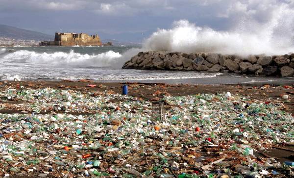 Arriva piano Mediterraneo anti-rifiuti per ripulire mare