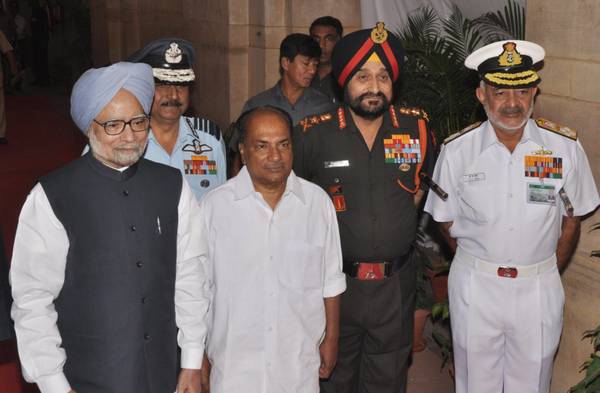 Marò: India, sospeso progetto sicurezza armata su navi
