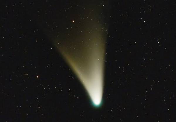 Immagine della cometa Pan-STARRS scattata da Ignacio Diaz Bobillo, da Buenos Aires, Argentina (http://www.pampaskies.com)